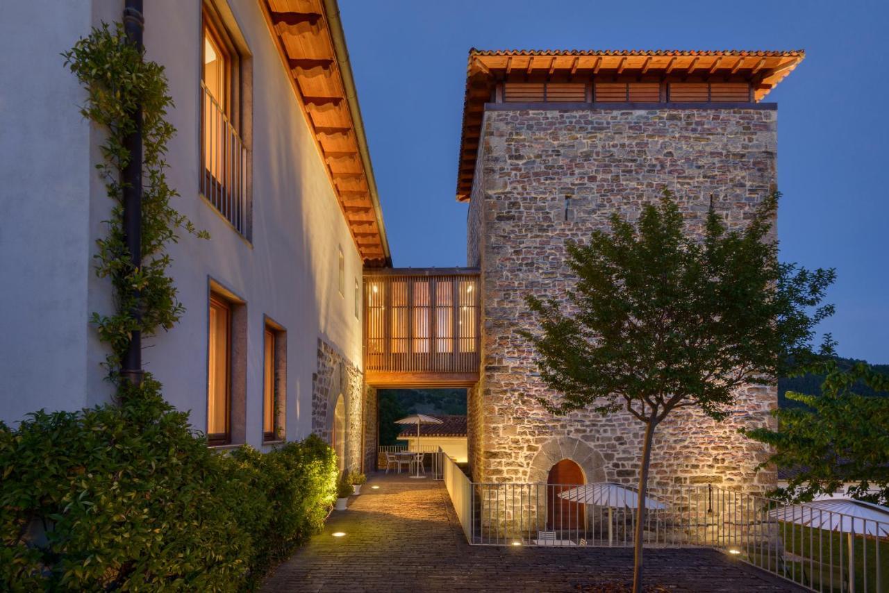 Hotel Rural Torre De Урис Экстерьер фото