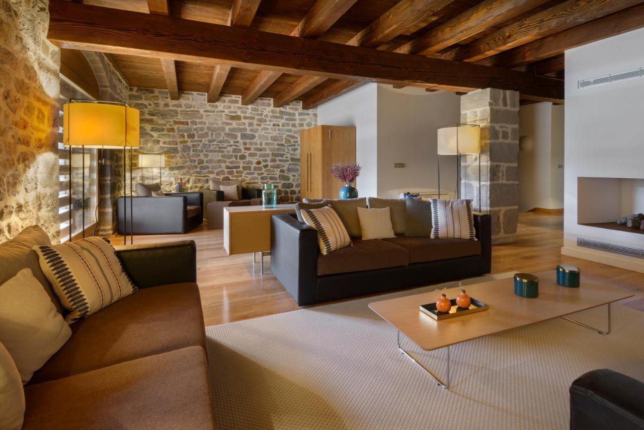 Hotel Rural Torre De Урис Экстерьер фото
