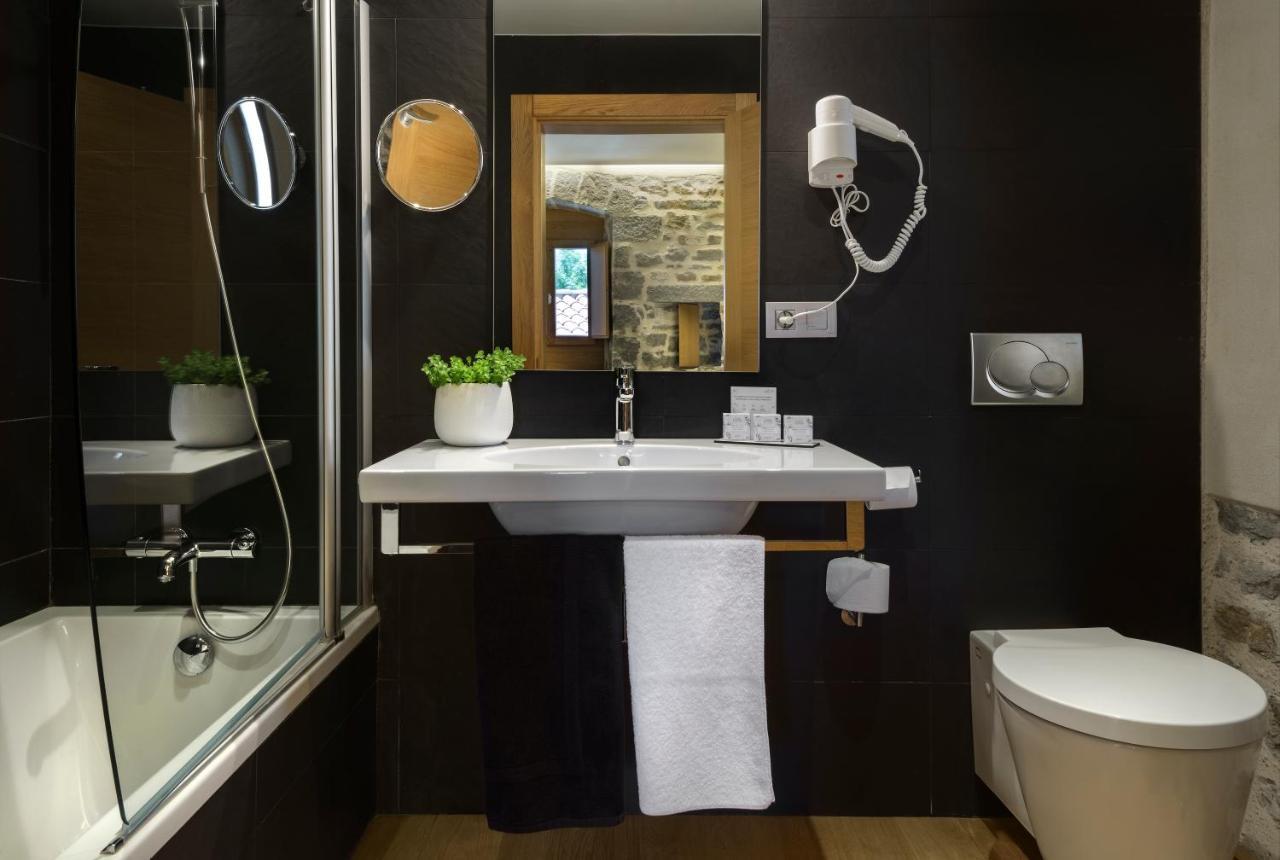 Hotel Rural Torre De Урис Экстерьер фото
