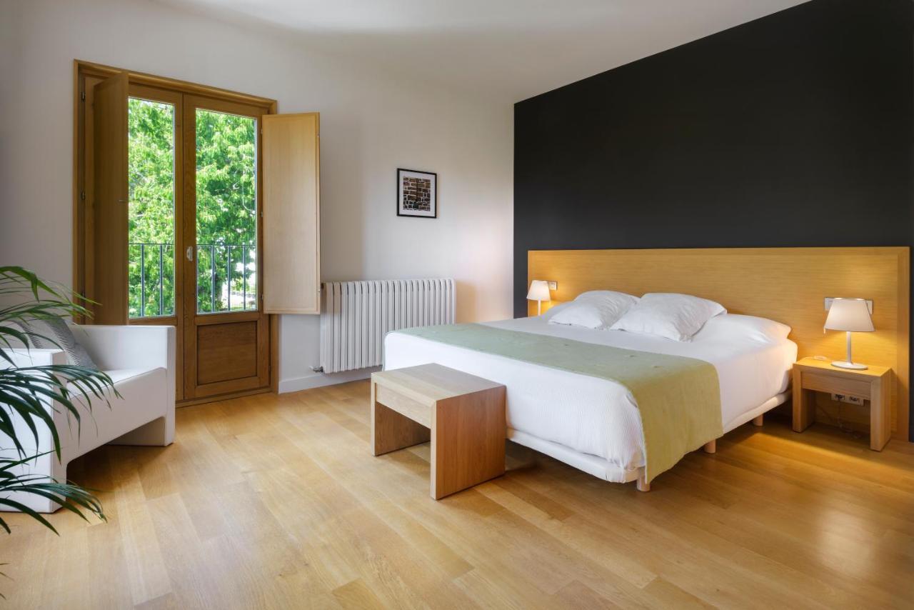 Hotel Rural Torre De Урис Экстерьер фото